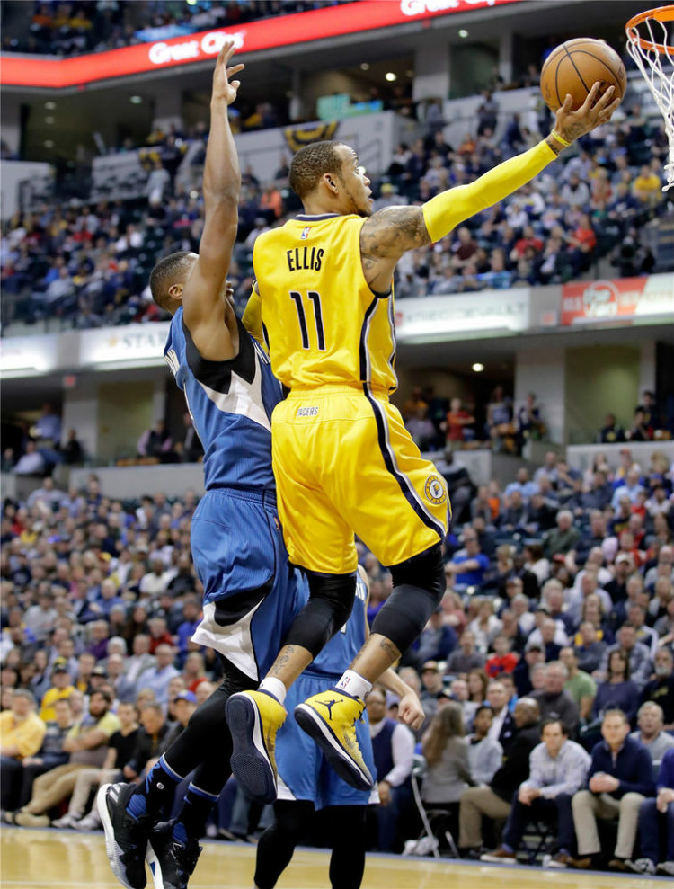 期待在下半 期待在下半